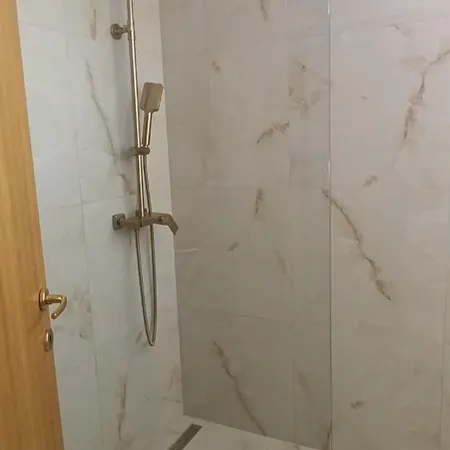 דירה Dream View מוסטר