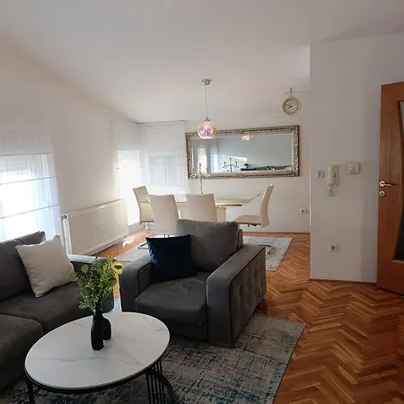 Dream View Apartment