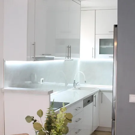 Dream View מוסטר